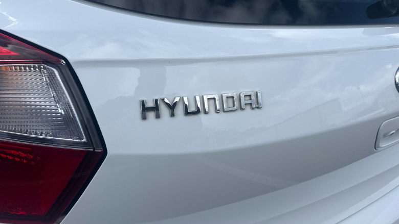 Hyundai i10 1.0 MPi SE Connect 5dr Petrol Hatchback